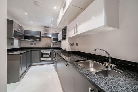 3 bedroom flat to rent, Parliament View Apartments, Albert Embankment, SE1