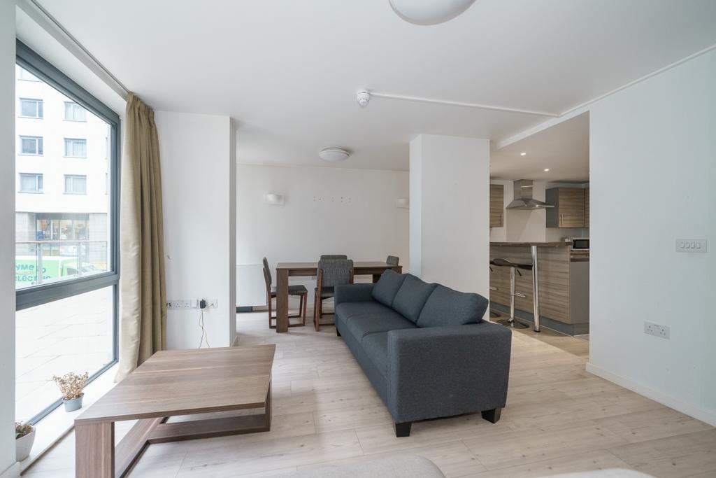 House in Wembley - View 3