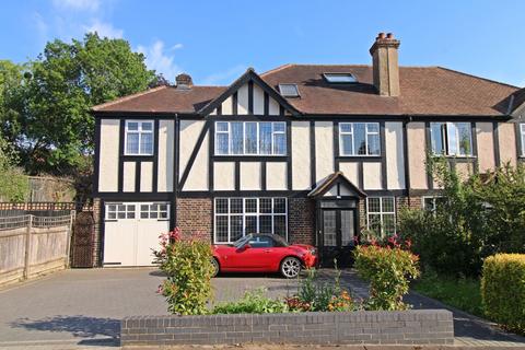 Sandford Road, Bromley, BR2