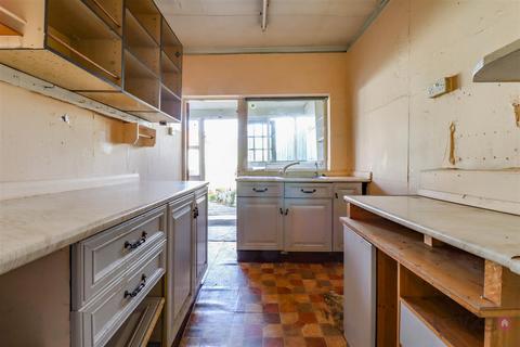 2 bedroom end of terrace house for sale, Station Road, Eckington, Sheffield, S21