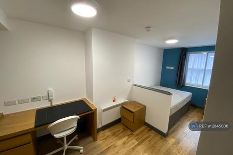 1 bedroom in a flat share to rent, Slater Street, Liverpool, L1