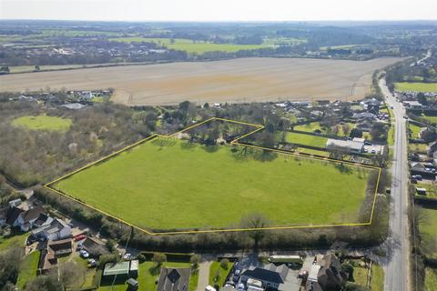 4 bedroom cottage for sale, Colchester Road, Ardleigh