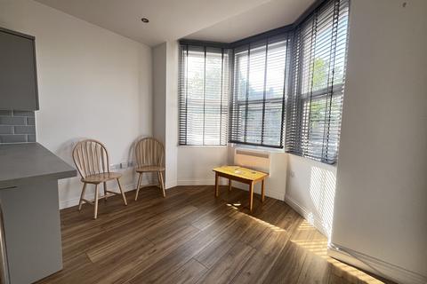 1 bedroom flat to rent, Queens Road, GREAT YARMOUTH