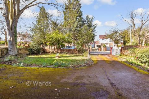 5 bedroom detached house for sale, Maidstone Road, Chatham ME4