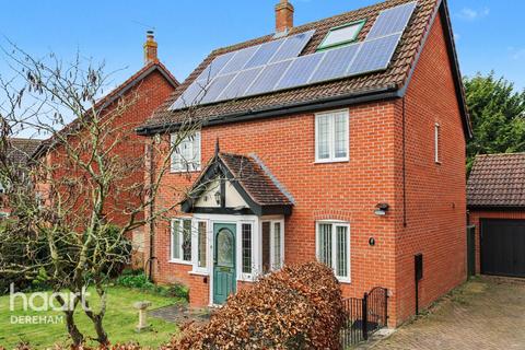 3 bedroom detached house for sale, Teasel Close, Dereham