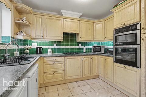 3 bedroom detached house for sale, Teasel Close, Dereham