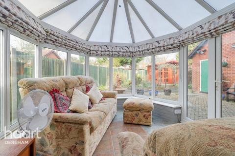 3 bedroom detached house for sale, Teasel Close, Dereham
