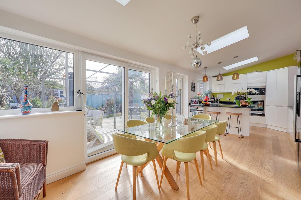 House in Southampton - View 2