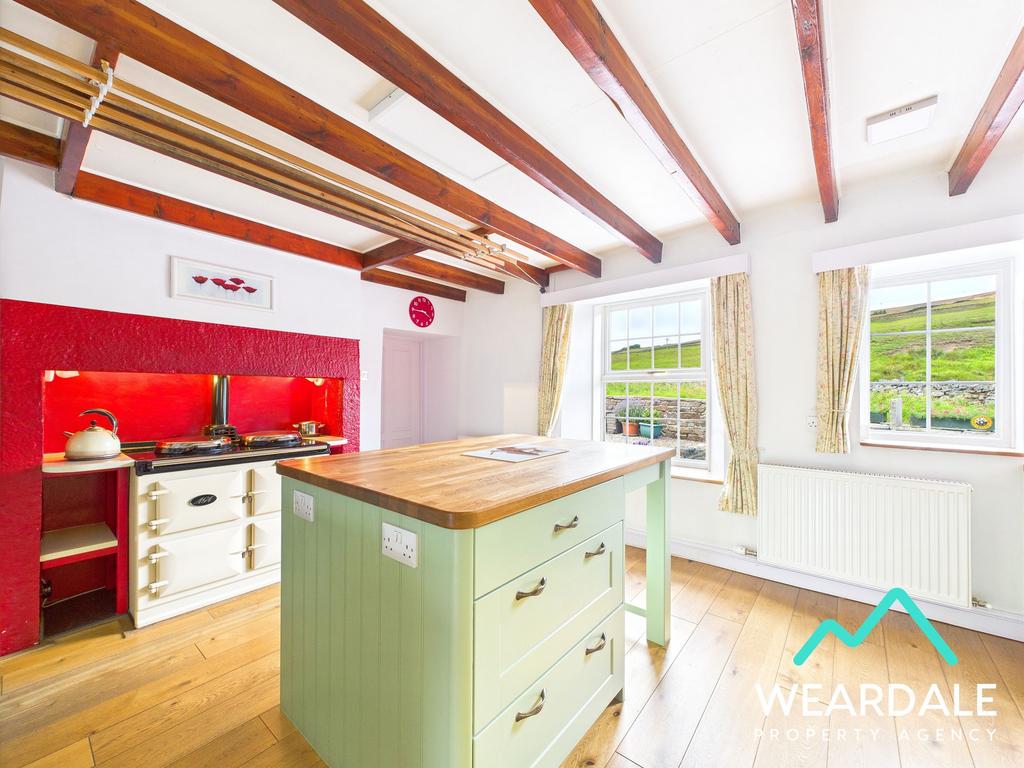 Kitchen/Dining Area
