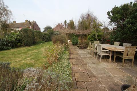 2 bedroom detached house for sale, Park Lane, Eastbourne BN21