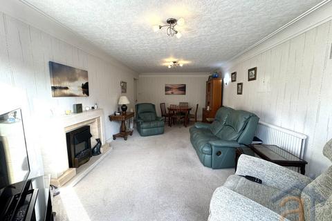 2 bedroom flat for sale, Hesketh View, Park Crescent, Southport, PR9 9LE