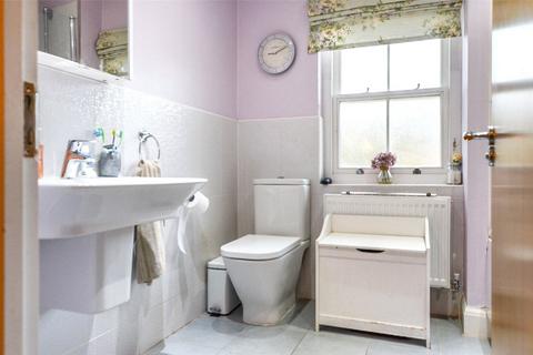 3 bedroom detached house to rent, Whatley Drive, Pewsey, Wiltshire, SN9