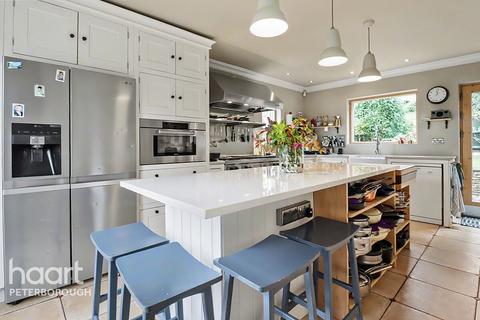 undefined, 5 Peterborough Road, Wansford