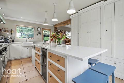 undefined, 5 Peterborough Road, Wansford