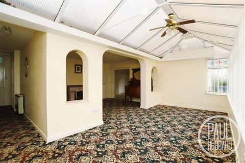4 bedroom bungalow for sale, Beccles Road, Burgh St. Peter, Beccles, Norfolk, NR34 0AA