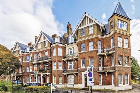 Elms Crescent, London SW4