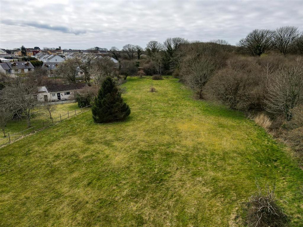 Vind Roda Vine Road, Johnston, SA62 Land for sale - £449,950
