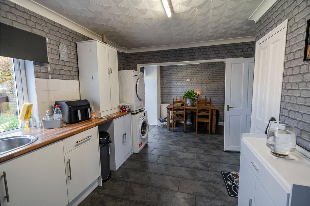Kitchen-Diner (2)