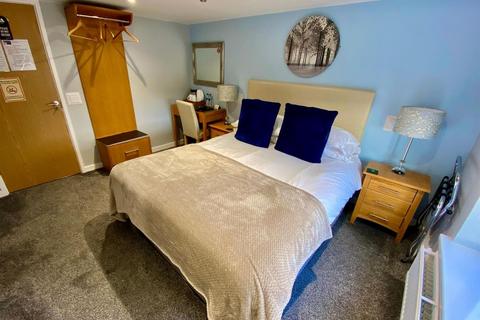 Guest house for sale, Dyffryn, Goodwick, SA64