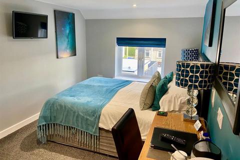 Guest house for sale, Dyffryn, Goodwick, SA64
