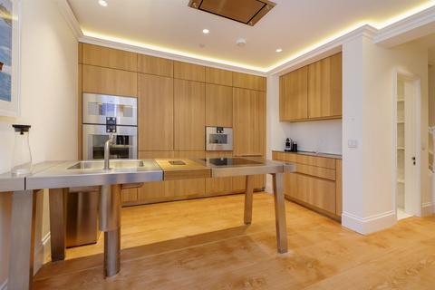 undefined, Grosvenor Crescent Mews, London, SW1X