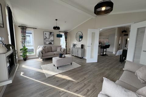 2 bedroom park home for sale, Canvey Island, Essex, SS8