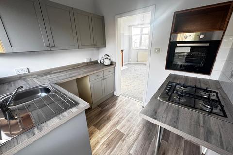 2 bedroom townhouse to rent, Richmond Close,  Leicester, LE2