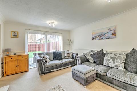 4 bedroom semi-detached house for sale, Beaune Close, Northampton