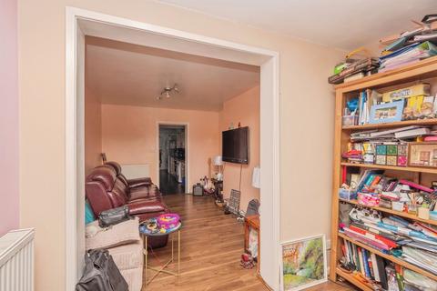 2 bedroom ground floor flat for sale, Hardwick Street, Weymouth