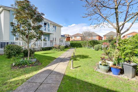 2 bedroom retirement property for sale, Long Road, Canvey Island SS8