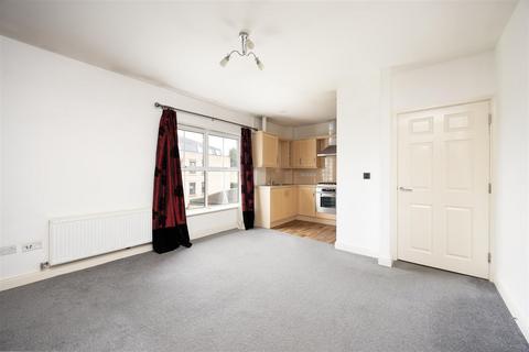 2 bedroom flat for sale, Ushers Court, Trowbridge