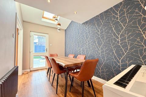 4 bedroom semi-detached house for sale, Pearmans Croft, Hollywood, B47 5ER