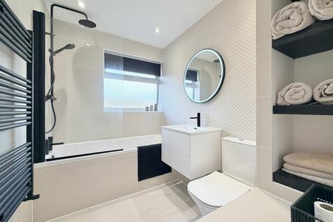 4 bedroom semi-detached house for sale, Pearmans Croft, Hollywood, B47 5ER