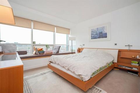 2 bedroom flat for sale, Grosvenor Road, LONDON SW1V