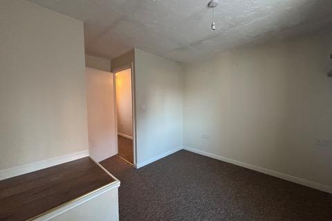 2 bedroom house to rent, Powlesland Road, Exeter, EX2