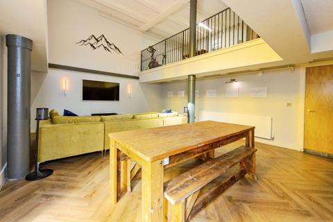 2 bedroom flat for sale, Regent Road, LIVERPOOL, Merseyside, L3