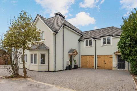undefined, Ashley Road, Walton-on-Thames, KT12