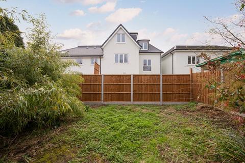 3 bedroom apartment for sale, Ashley Road, Walton-on-Thames, KT12