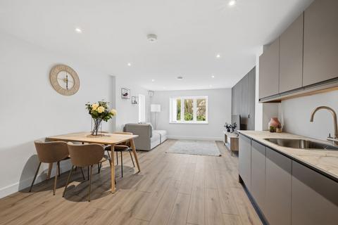 undefined, Ashley Road, Walton-on-Thames, KT12