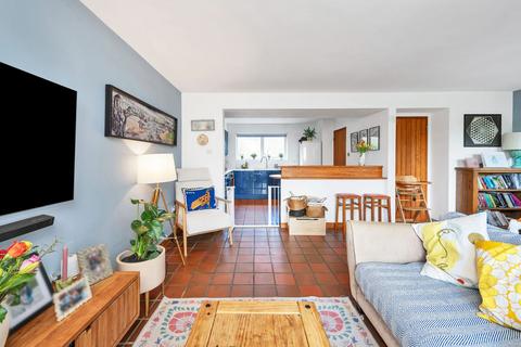 3 bedroom end of terrace house for sale, Grove Gardens, Ely CB7