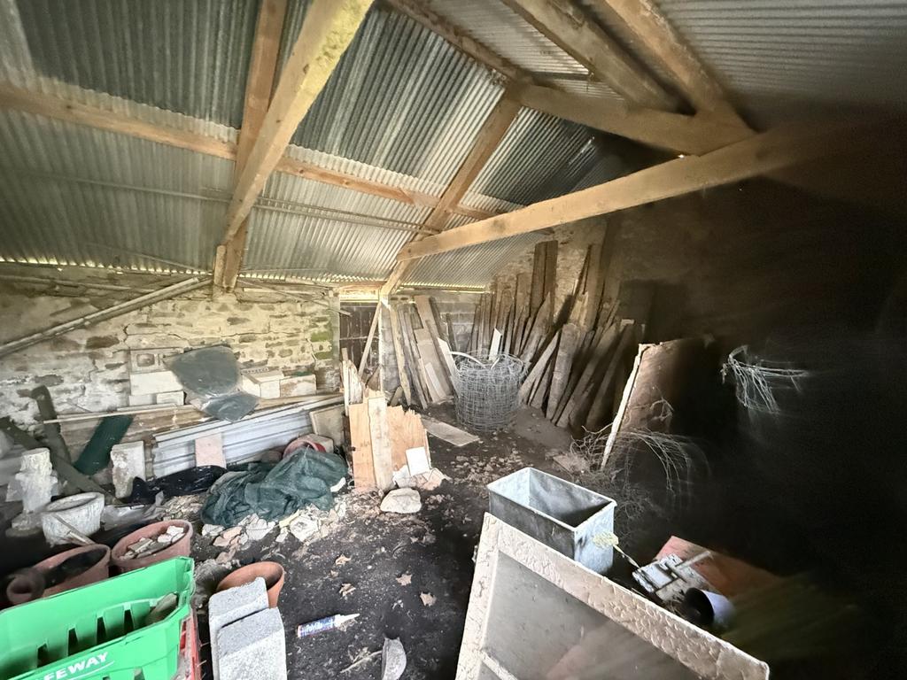 Range of useful outbuildings