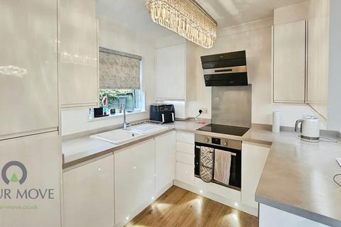 2 bedroom maisonette for sale, Harding Road, Bexleyheath DA7