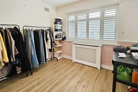 2 bedroom maisonette for sale, Harding Road, Bexleyheath DA7