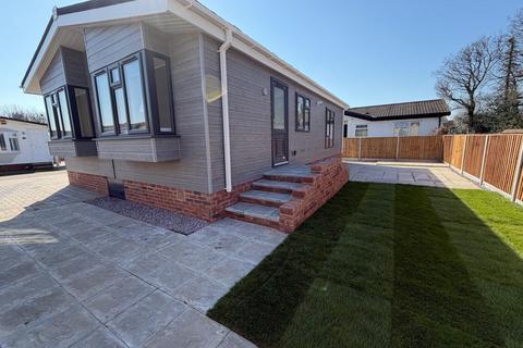 undefined, Kings Langley, Hertfordshire, WD4