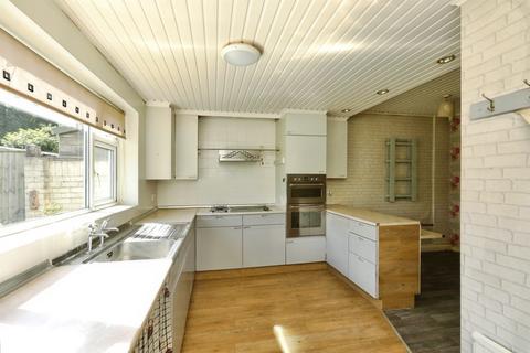 3 bedroom detached house for sale, Carlton Road, Worksop