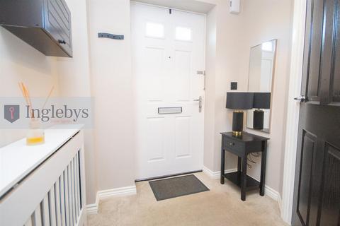 3 bedroom semi-detached house for sale, Arnside Close, Redcar