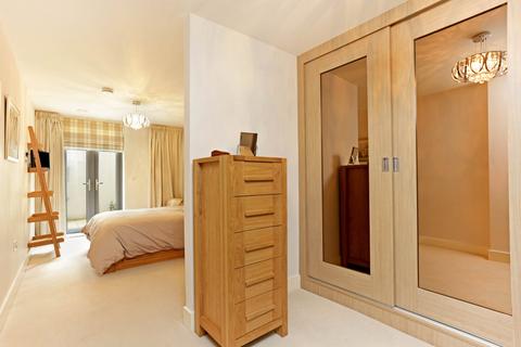 undefined, Hatherley Road, Cheltenham, Gloucestershire, GL51