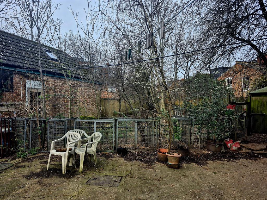 London, N10 – pohled 6