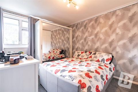 1 bedroom apartment for sale, Trowbridge Road, Harold Hill, RM3