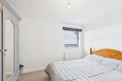 1 bedroom flat for sale, Havant Road, Portsmouth PO6